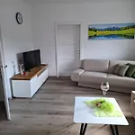 Apartma Loncar Apartment *
