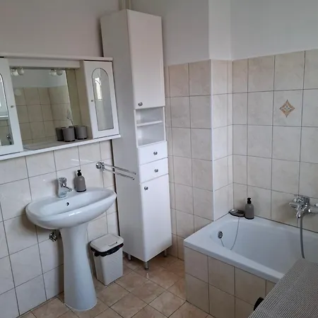 公寓 Apartma Loncar *